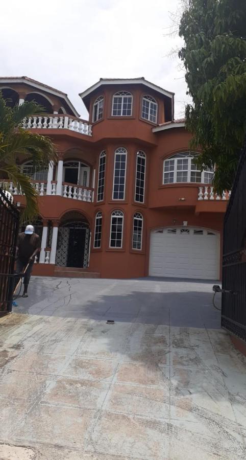 Cazwin Villas Montego Bay Exterior foto