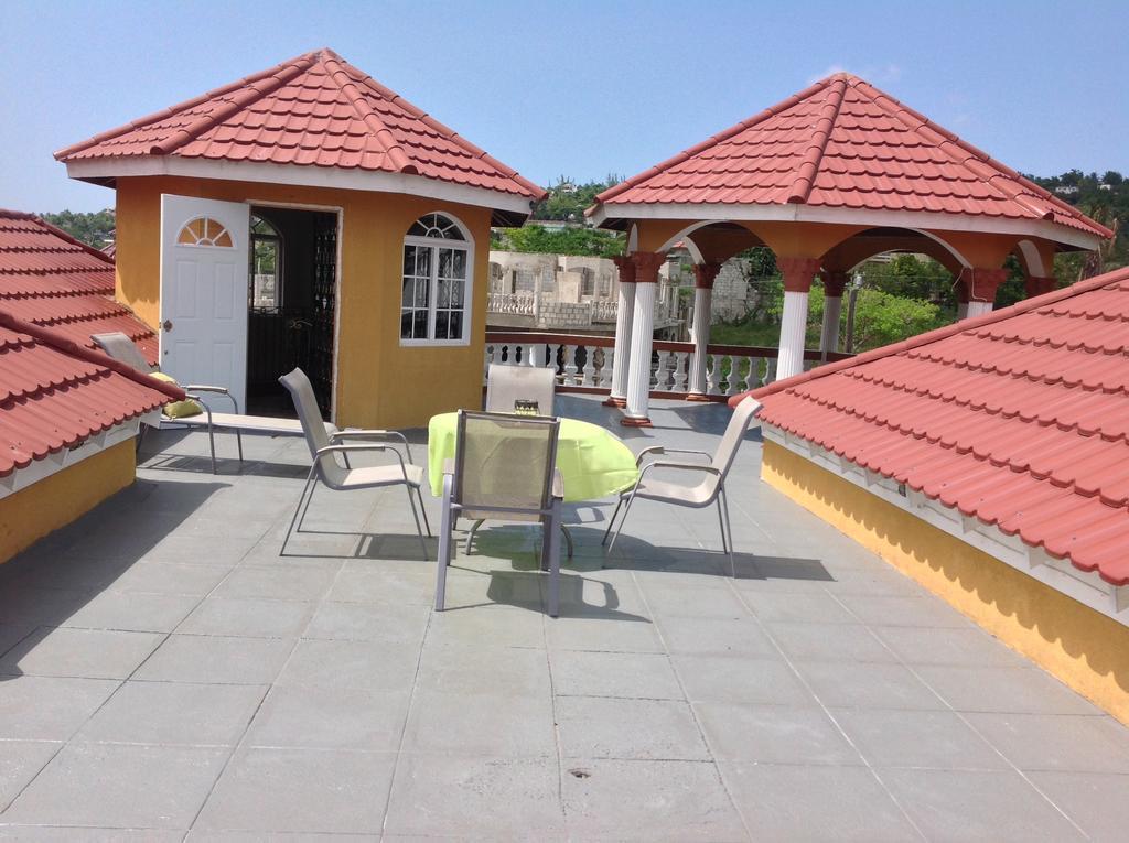 Cazwin Villas Montego Bay Exterior foto