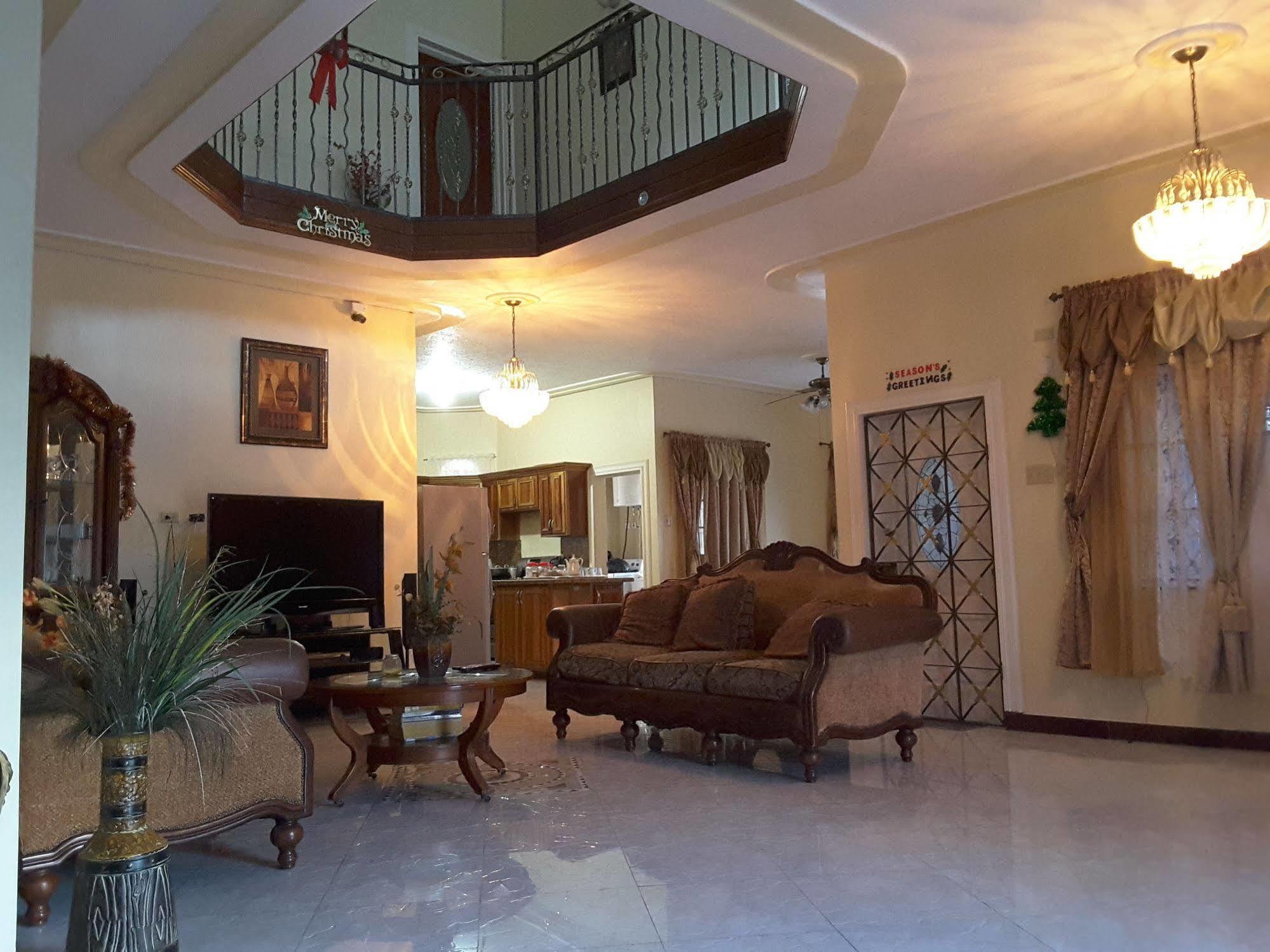 Cazwin Villas Montego Bay Exterior foto
