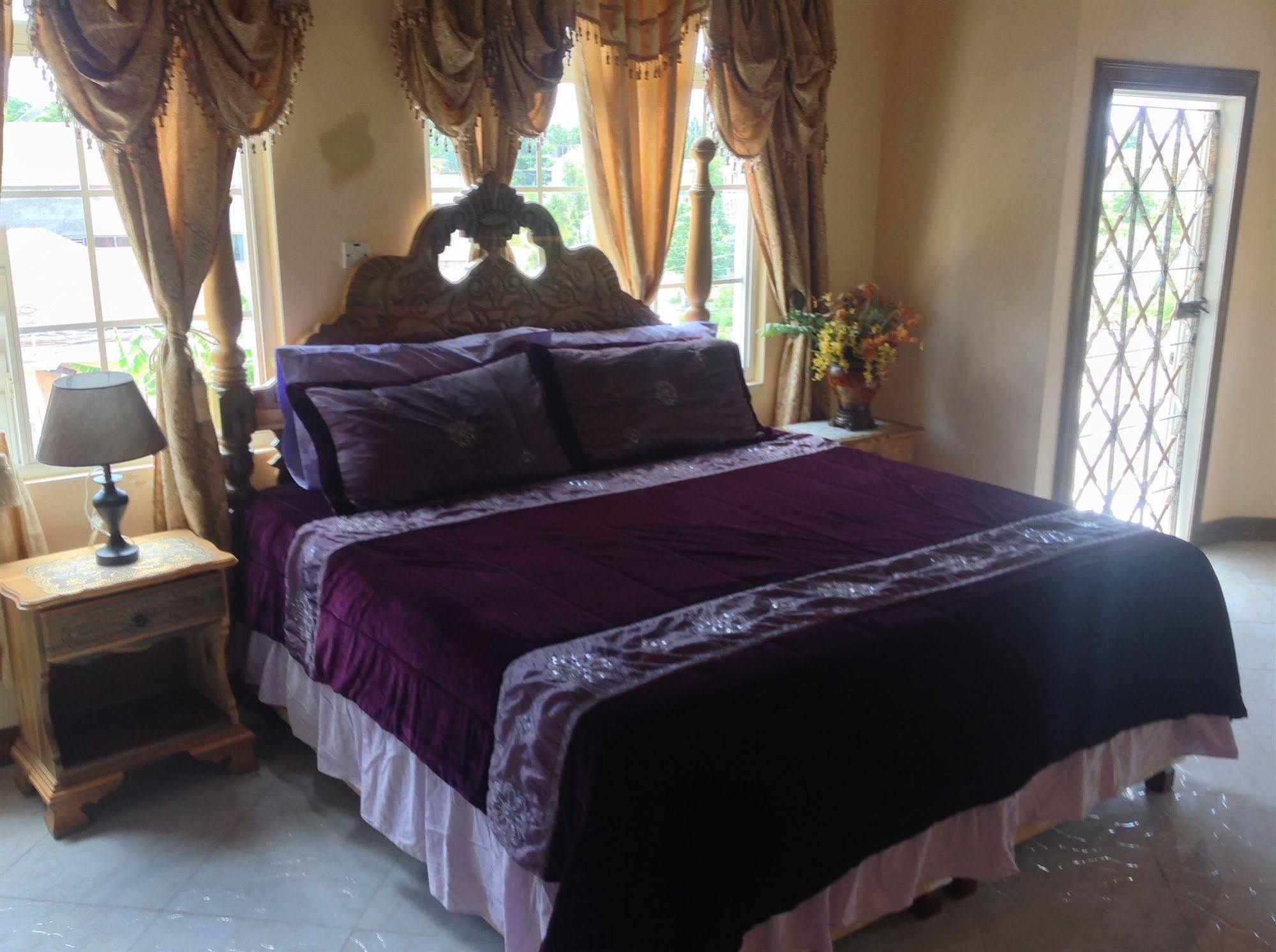 Cazwin Villas Montego Bay Exterior foto